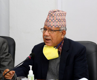 स्थानीय निर्वाचनमा केन्द्रित हुन अध्यक्ष माधब नेपालको आह्वान