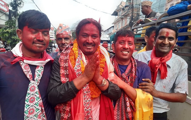 धादिङको नीलकण्ठ १२ को वडा अध्यक्षमा काँग्रेसका उम्मेदवार धर्मराज भण्डारी विजयी