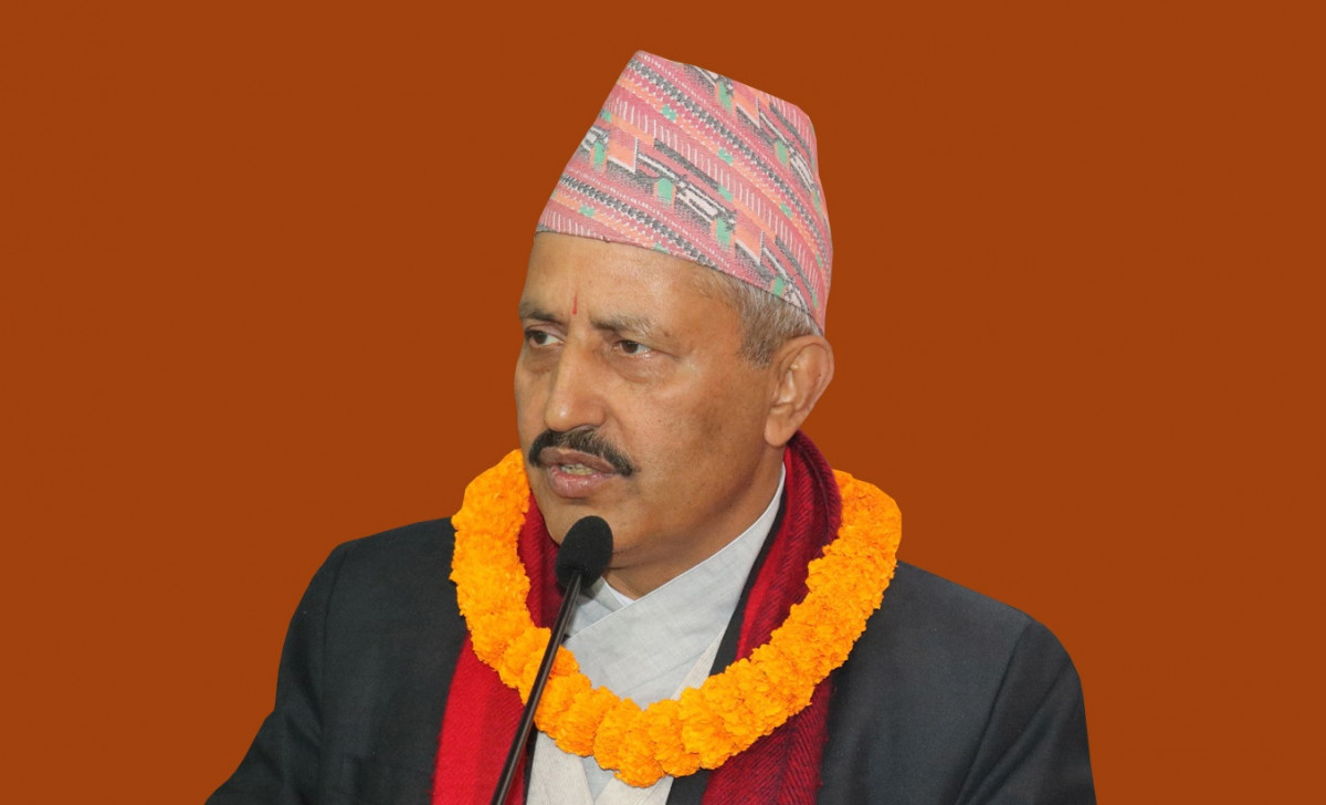 माओवादी केन्द्रका नेता गिरिराजमणि पोखरेलसँग पिपल अनलाईन(भिडियो सामग्री) 