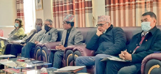 राप्रपाले सांसदबाट २ लाख ८० हजार रुपैयाँ लेवी उठाउने 