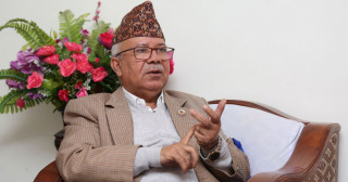 'एमालेसँग एकता अहिले सम्भव छैन' : माधवकुमार नेपाल