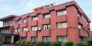 भारतबाट बढेर आयो इन्धनको मूल्य !