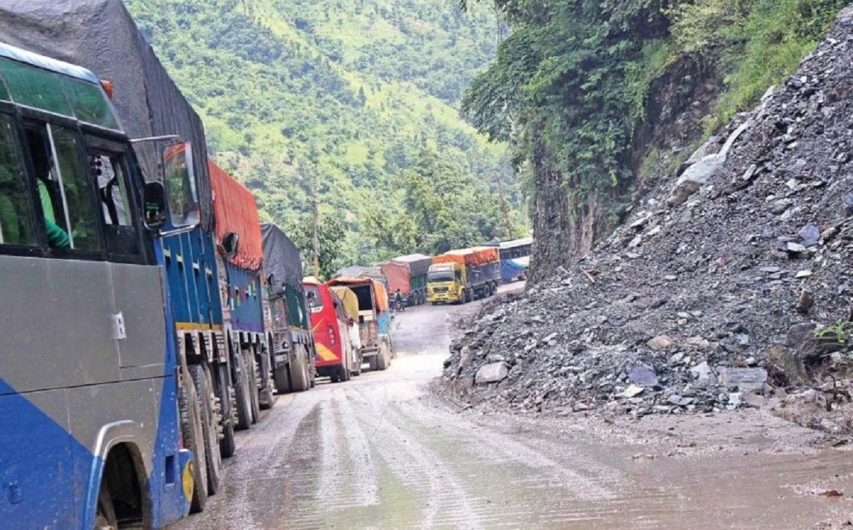 माघे सङ्क्रान्ति मेलाका लागि नारायणगढ–मुग्लिन सडक खण्ड दिउँसोको समयमा खुलाइँदै