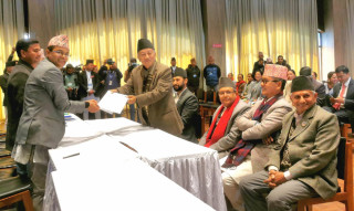 सभामुख पदमा एमाले सांसद घिमिरेद्वारा उम्मेदवारी दर्ता