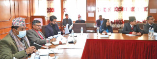 काठमाडौँको सडकमा रहेका ६५ प्रतिशत खाल्टाखुल्टी मर्मत