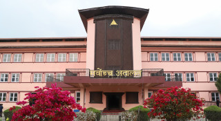 मुख्यमन्त्री थापाको नियुक्तिविरुद्धको रिट न्यायाधीश मल्लको इजलासमा