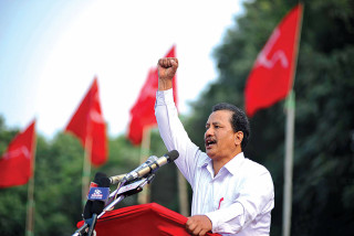 'नेपालमा विदेशीको इसारामा सरकार बन्छ र ढल्छ, यो व्यवस्था फेर्नुपर्छ' : विप्लव