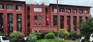 सबै सरकारी अस्पतालमा ‘टाइम कार्ड’