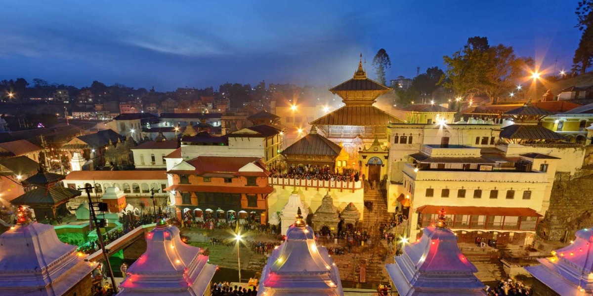 आज शिवरात्री : पशुपति क्षेत्रमा दर्शनार्थीको भीड, शिवको आरधना गरि मनाईँदै 