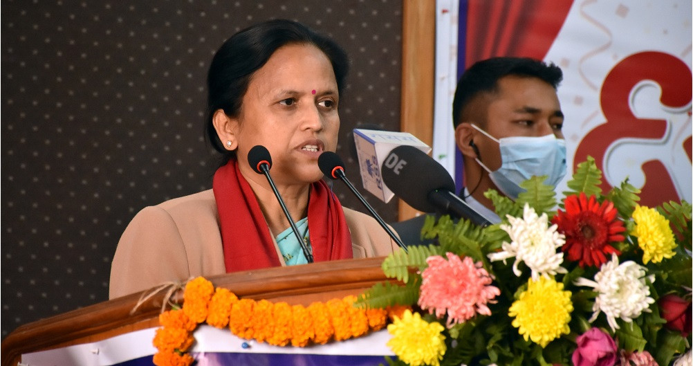'सङ्घीयताको मर्मअनुरुप आमसञ्चार सम्बन्धी कानुन परिमार्जन गर्छौं' : सञ्चारमन्त्री शर्मा
