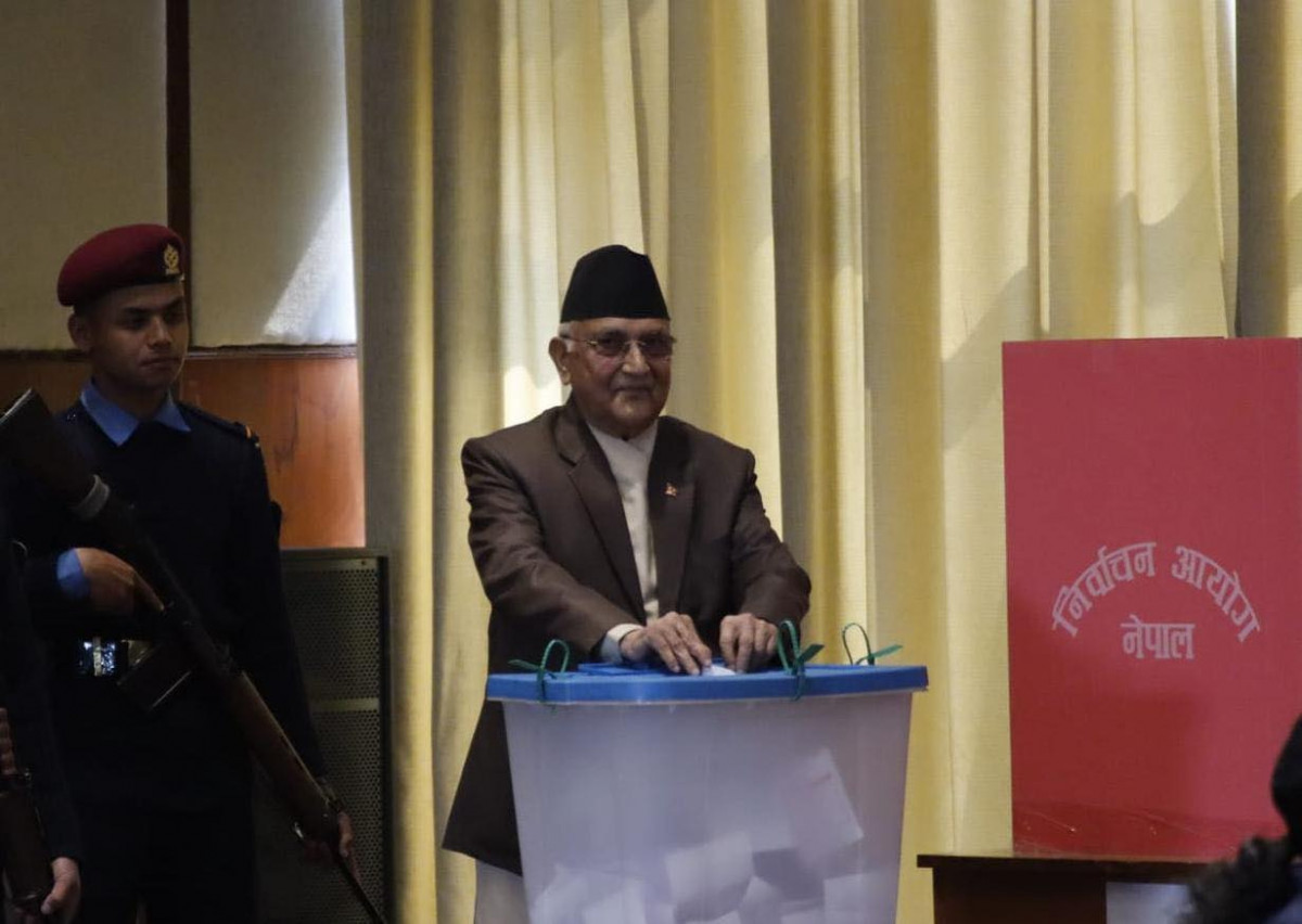मतदानपछि ओलीको जवाफ__'कांग्रेस र एमालेको सरकार बन्ने सम्भावना सकियो भन्न मिल्दैन' 