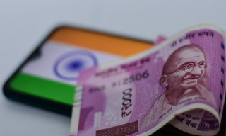 नेपाली रुपियाँसँग कमजोर बन्दै भारु