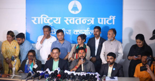 ढाकाकुमार श्रेष्ठको पार्टी सदस्यता तथा सांसद पद खारेज