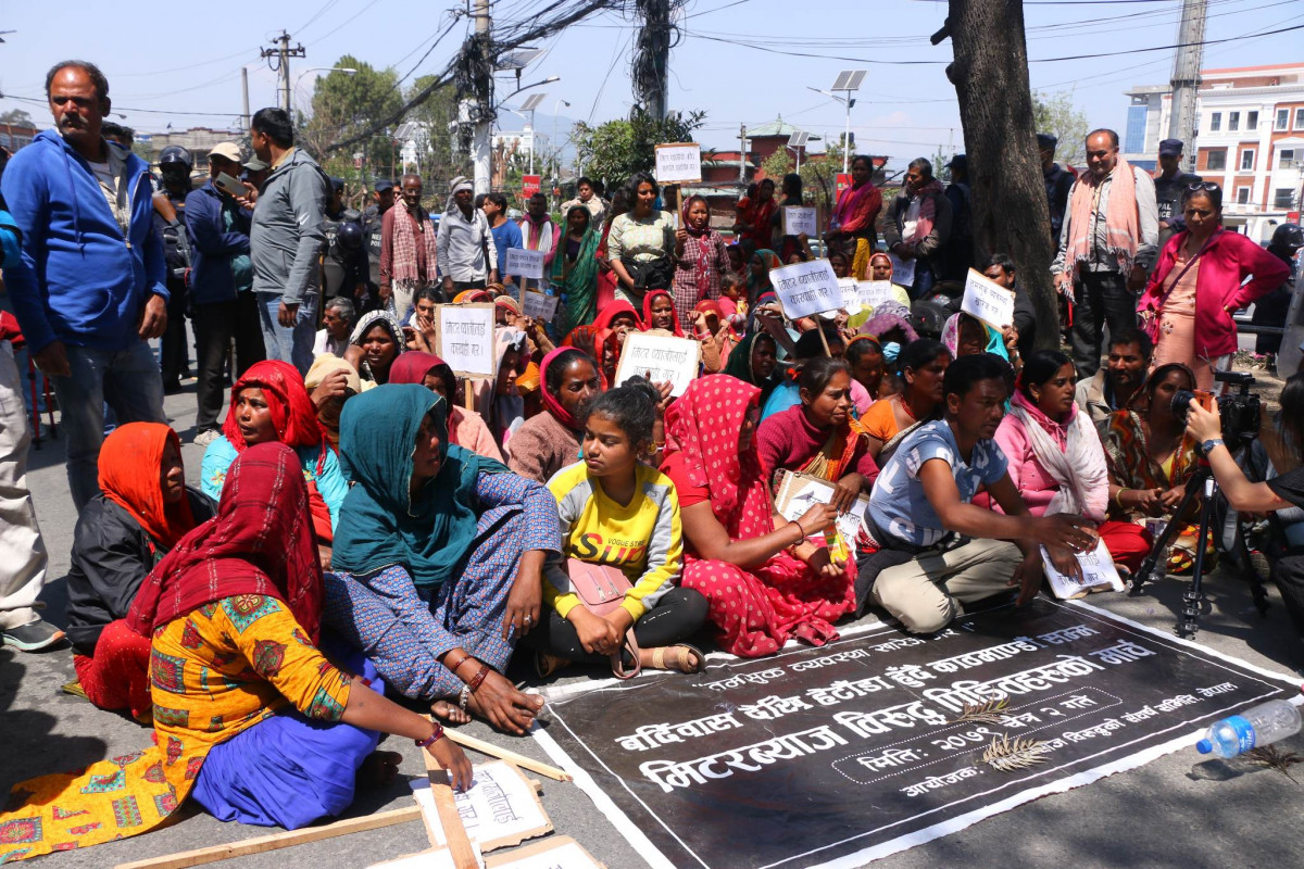 'माग पूरा नभएसम्म आन्दोलन जारी राख्छौं' : मिटरब्याज पीडित