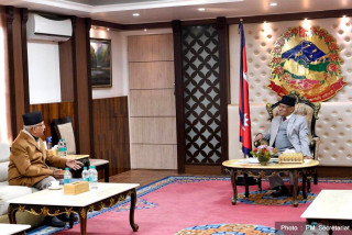 प्रधानमन्त्री प्रचण्ड र एमाले अध्यक्ष ओलीबीच आज पनि भेटवार्ता