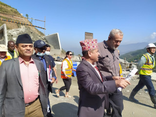 नागढुंगा-सुरुङमार्गको मन्त्री ज्वालाद्वारा अनुगमन, दशैँसम्म मुख्य टनेल सम्पन्न हुने (फोटोफिचर)