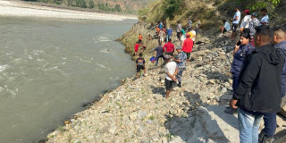 अझै भेटिएनन् सुनकोशीमा बेपत्ता सीटीईभीटीका कर्मचारी, गोताखोरद्वारा खोजी कार्य जारी