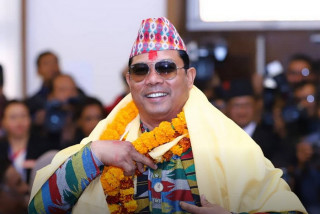 रेशम चौधरीविरुद्ध मुद्दामा कारण देखाउ आदेश जारी