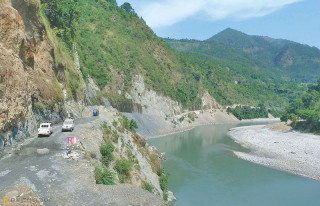 कालीगण्डकी नदीमा डुबेर दुई जना बेपत्ता