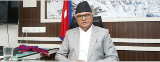 उद्धव थापाको नियुक्ति बदरको माग गर्दै हिक्मतले दायर गरे रिट