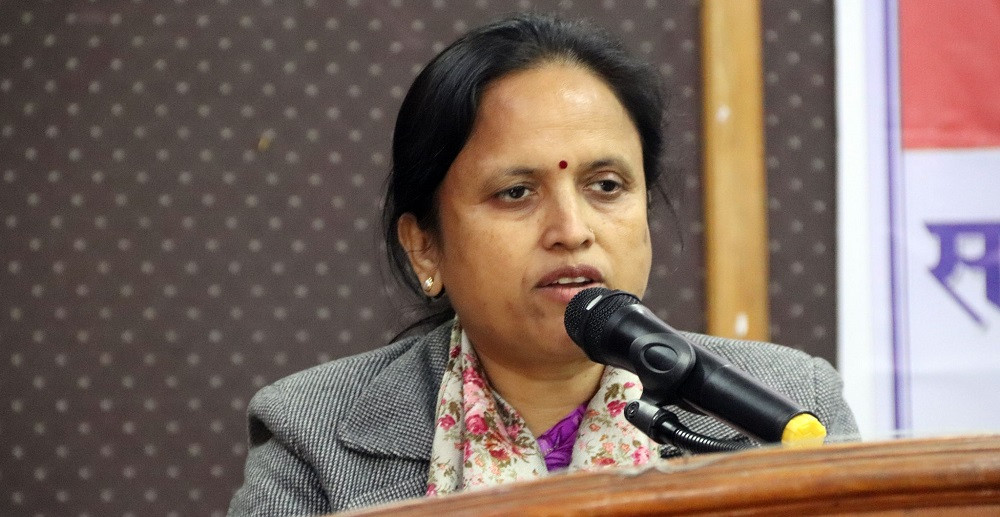 विद्यार्थीले विदेश रोज्दै : मन्त्री शर्मा