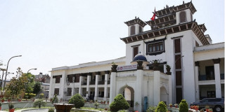 २० दलको आवेदन निर्वाचन आयोगमा