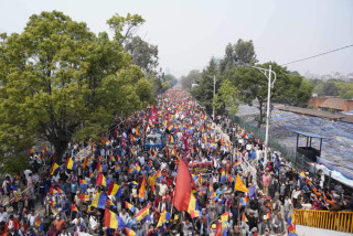 काठमाडौंको ट्राफिक राप्रपाको प्रदर्शनले अस्तव्यस्त