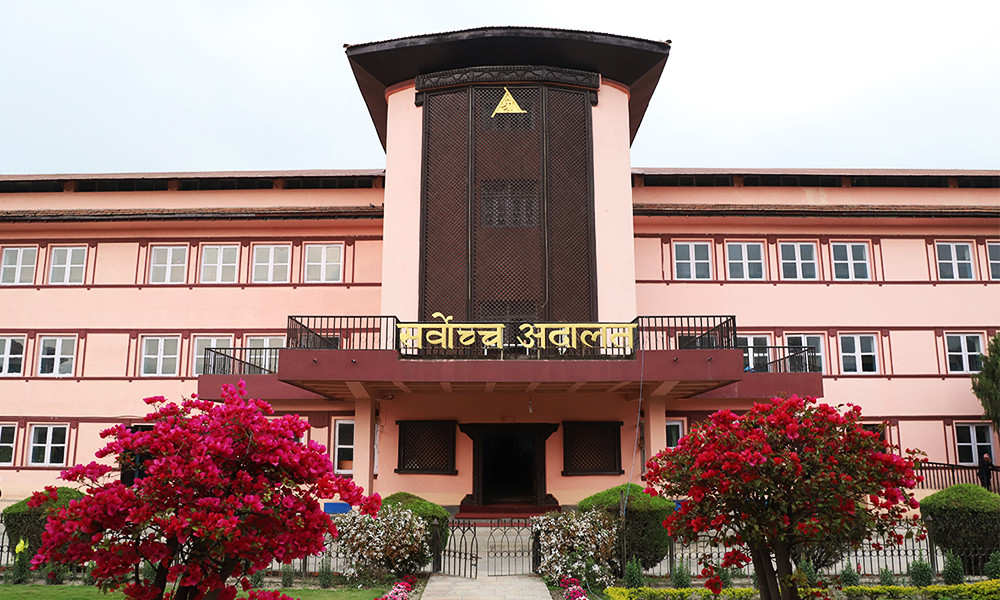 प्रधानमन्त्री केपी शर्मा ओलीको नियुक्तिविरुद्धको रिटमा सुनुवाइ हुँदै