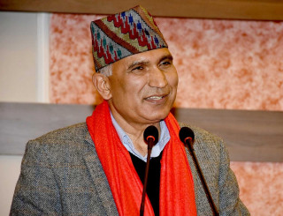 राजस्वको लक्ष्य पूरा हुनेगरी काम गर्न अर्थमन्त्रीको निर्देशन
