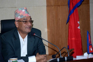 ‘सरकार परिवर्तन हल्ला मात्र’ गृहमन्त्री रमेश लेखक
