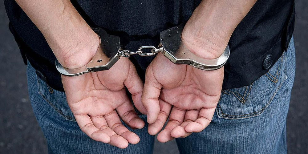 युके र दुबई पठाइदिन्छु भनी ठगी गर्ने दुई जना पक्राउ