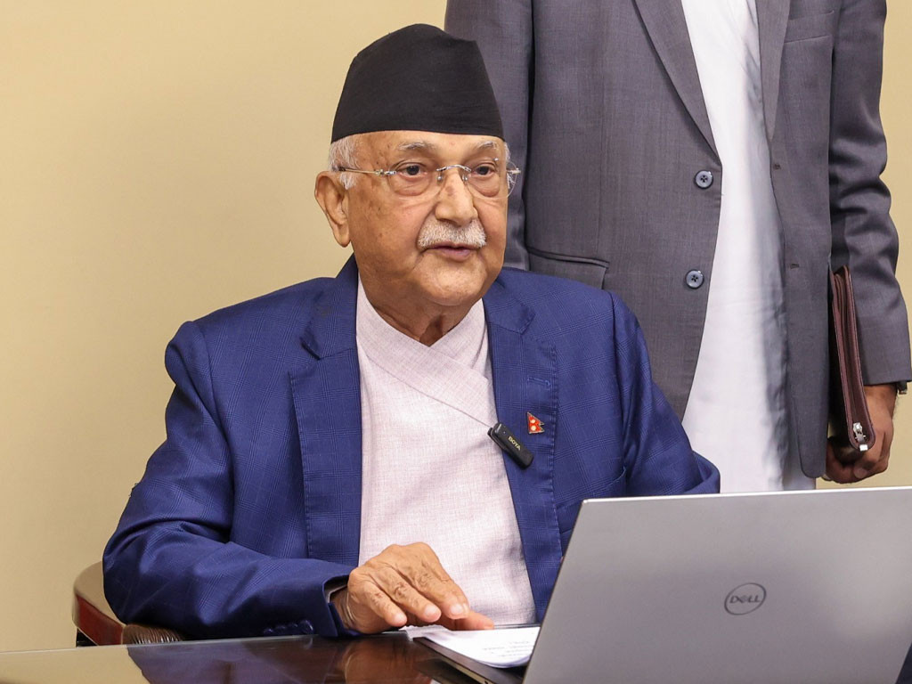प्रधानमन्त्री ओली :   श्रम, रोजगारीका सबै अवसर आम नागरिकसम्म पुग्नुपर्छ