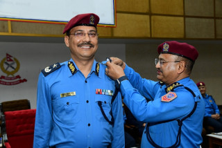 एआईजी सिद्धिविक्रम शाहलाई दर्ज्यानी