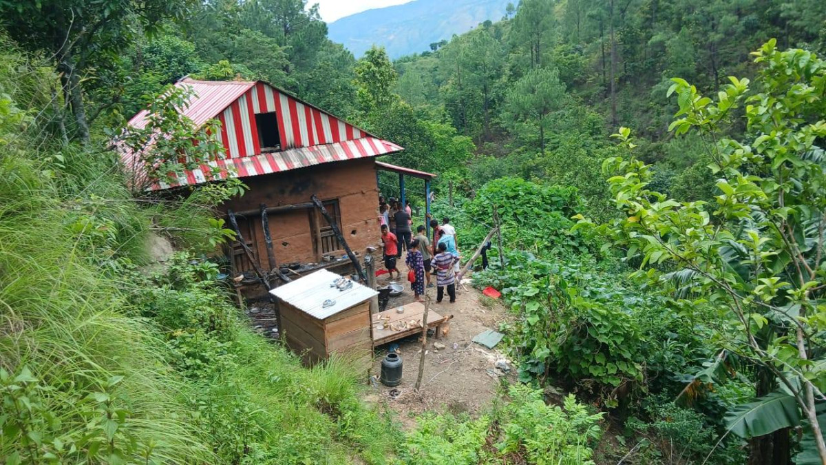 सिन्धुलीको गोलाञ्जोरमा एउटै परिवारका १६ जना सम्पर्कविहीन