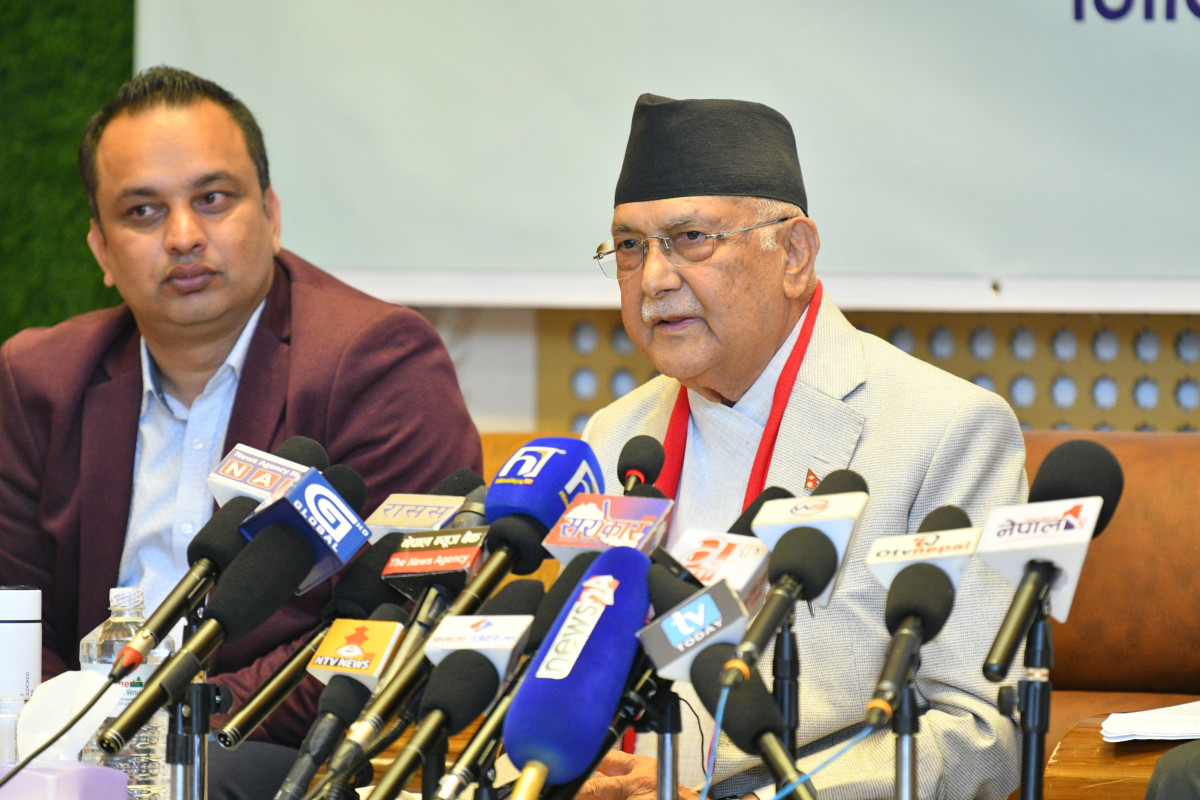 ओलीले सुरक्षा कटाैती गरेको विषयमा पनि हाकिमसा'पको निर्देशनले काम गरेको आशय व्यक्त गरे