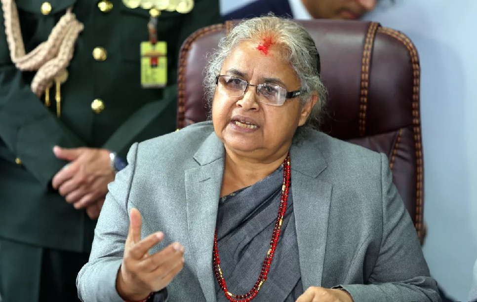 नागरिक समाजका अगुवासँग अन्तरक्रिया  गर्दै  प्रधानमन्त्री  सुशिला कार्की