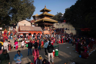 स्वस्थानी व्रत आरम्भ ,पहिलो दिनदेखि भक्तजनको भिड