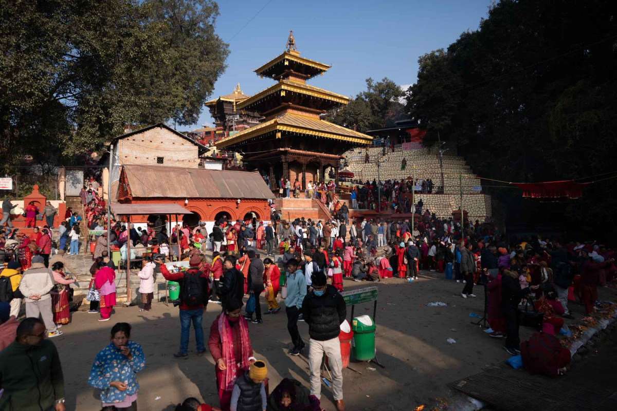 स्वस्थानी व्रत आरम्भ ,पहिलो दिनदेखि भक्तजनको भिड