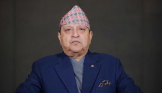 विराटनगरको काली मन्दिरमा पूर्वराजा ज्ञानेन्द्र शाहको पूजा अर्चना