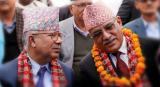 प्रचण्ड–माधव नेपालबिच कांग्रेस र एमालेसँग चुनावी तालमेल गर्ने विषयमा छलफल