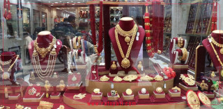 सुनचाँदीको मूल्यमा सामान्य वृद्धि,कतिमा हुदैछ कारोबार ?