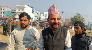 डा.निकोलस भूसालले दिए स्वतन्त्र उम्मेदवारी