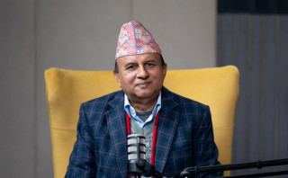 चुनावमा प्रतिस्पर्धा कांग्रेससँग हुन्छ, रास्वपा होइन भन्ने  एमालेको दाबी