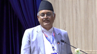 ओली र लेखकलाई थुनामा राख्नु गैरकानुनी : बन्दी प्रत्यक्षीकरण रिट जारी गर्न बडालको माग