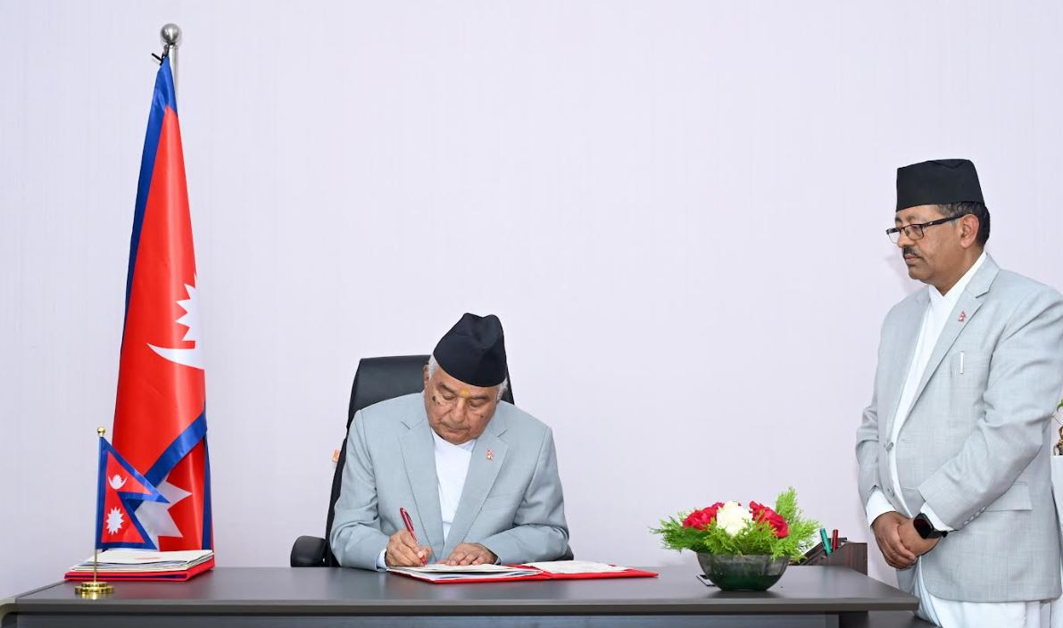 संवैधानिक परिषद् अध्यादेश पुनः जारी, राष्ट्रपतिको निर्णयपछि राजनीति तरंगित