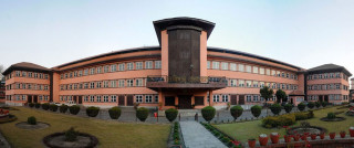 सुकुम्वासी बस्ती हटाउने कदममा सर्वोच्चको चासो, सरकारसँग १५ दिनभित्र लिखित जवाफ माग